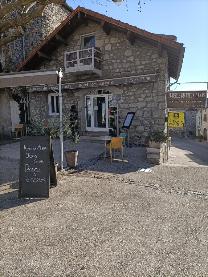 Auberge Du Vieux Lanas Logis Hotel Restaurant Eksteriør billede